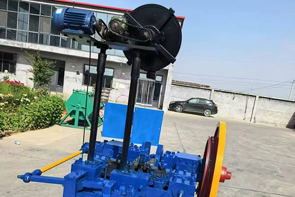 Welchen industriellen Wert kann eine automatische Maschine zur Herstellung gewellter Verbindungselemente für Verbindungselementhersteller bringen?